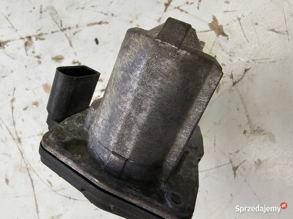 PRZEPUSTNICA WYDECHU AUDI A4 A5 Q5 VW 3Q0253691F Przystajń sprzedam