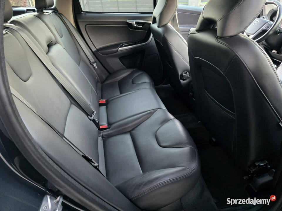 Volvo XC 60 LIFT Śliczny i zadbany nowe opony Czarnków