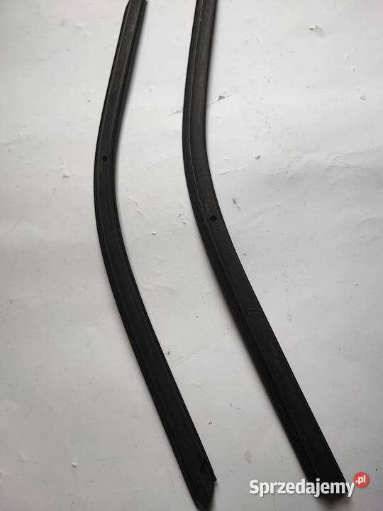 Listwa błotnika Citroen C4 Picasso Lipno