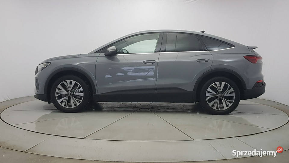 Audi Q4 etron 40 77kWh Z Polskiego Salonu immobilizer Warszawa