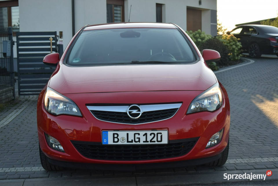 Opel Astra 16TB Automat Klima Sprowadzony czerwony Majdan Sieniawski sprzedam