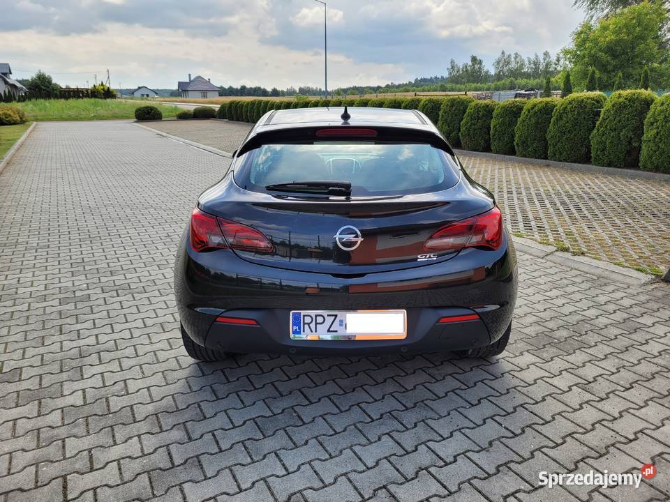 Opel Astra GTC Mały przebieg do końca manualna Gniewczyna Łańcucka