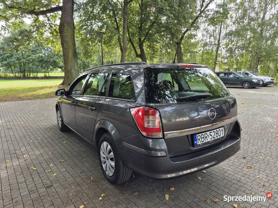 OPEL ASTRA H KOMBI 16 16v 200910 sprowadzony podkarpackie Haczów