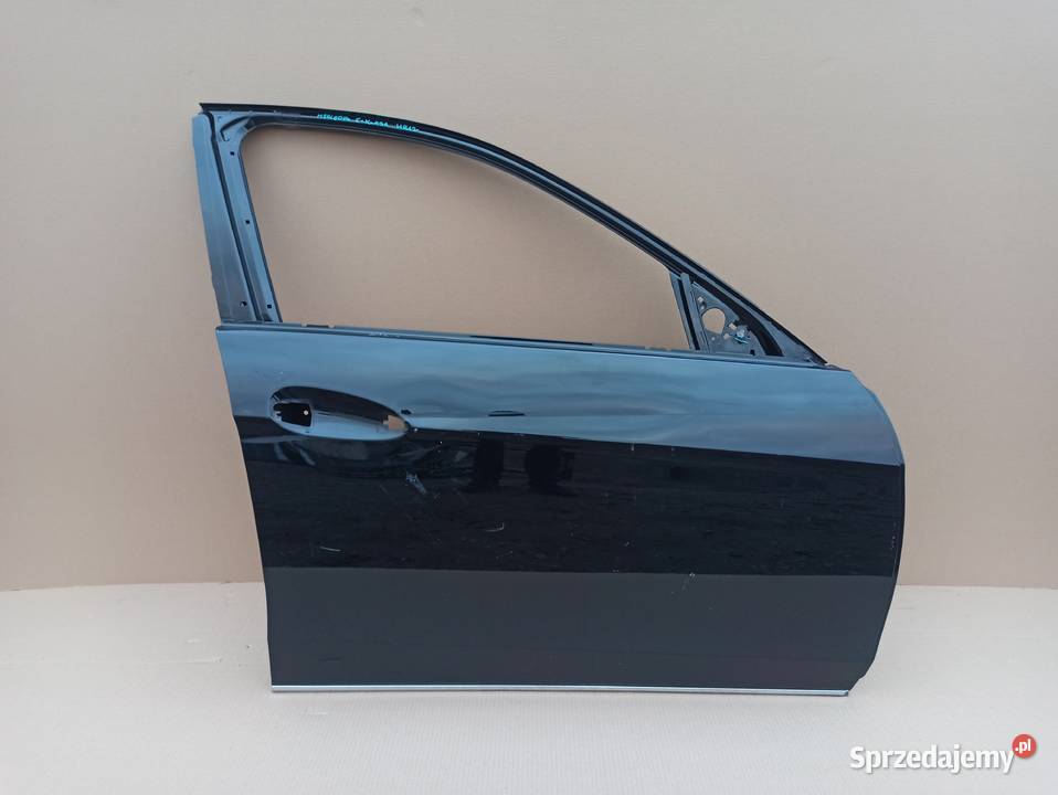 MERCEDES EKLASA W212 DRZWI PRAWY PRZÓD PRAWE Bieleń sprzedam