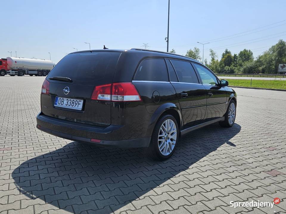 Opel Vectra C Rok produkcji 2006 Brzeg sprzedam