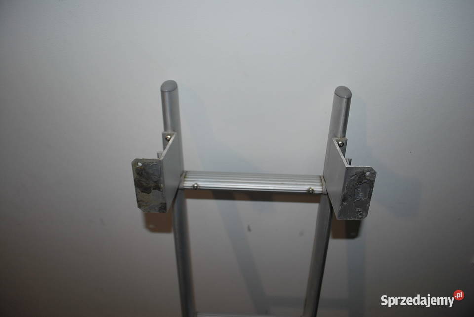 Drabinka do przyczepy kempingowej HOBBYkampera Grzebowilk