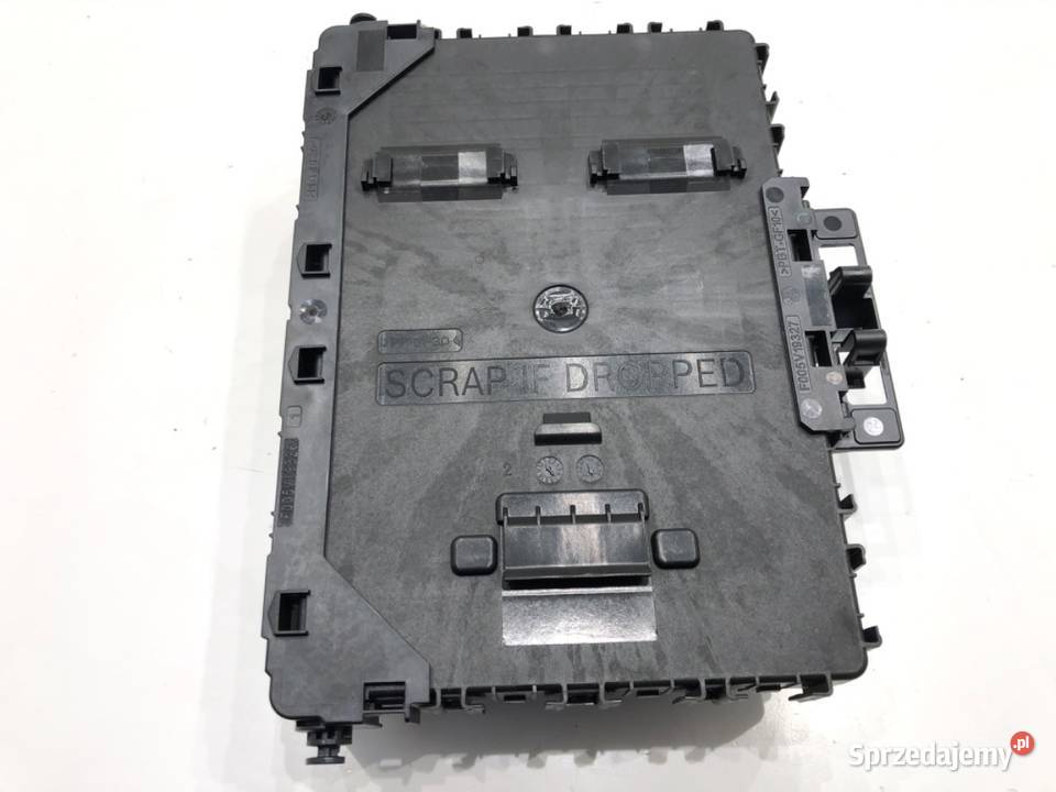 SKRZYNKA BEZPIECZNIKÓW FORD ESCAPE IV