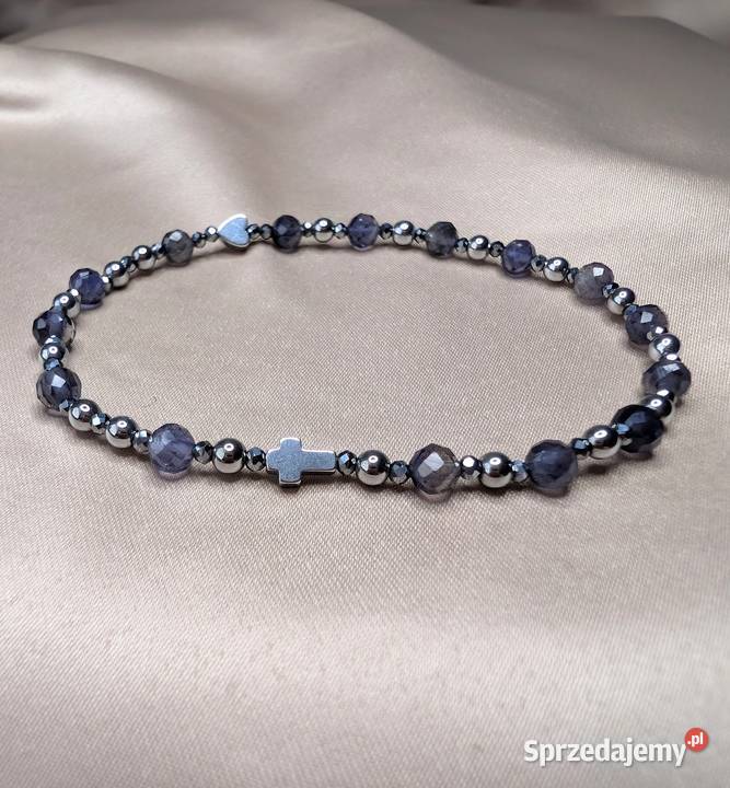 Bransoletka różaniec kamienie iolit krzyż