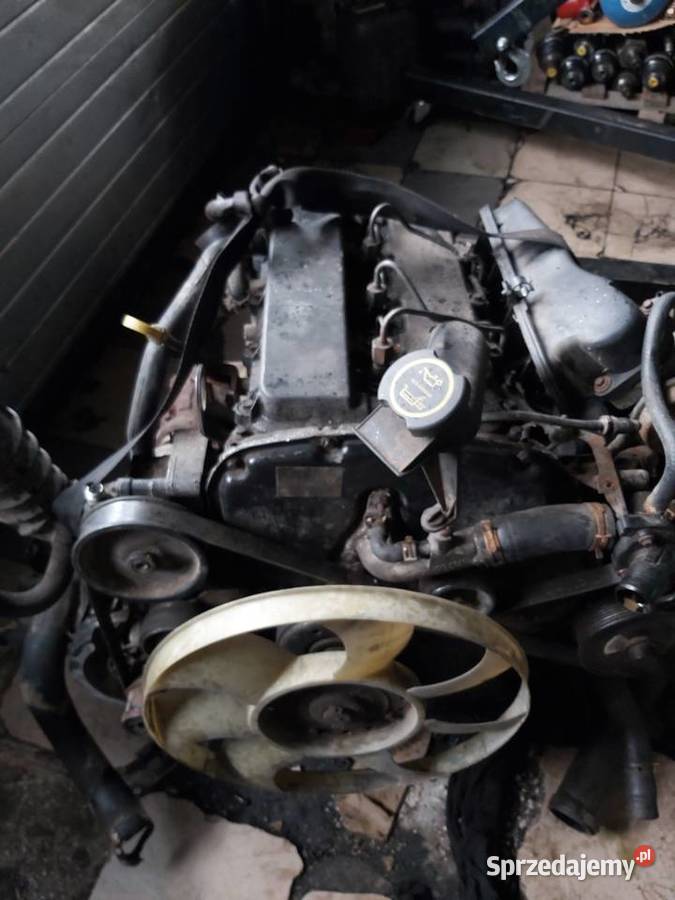 Silnik Ford Transit 24 90 KOMPLETNY BRATFORD Silniki i osprzęt mazowieckie Radom