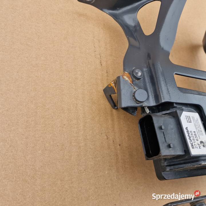 SCANIA RADAR CZUJNIK ODLEGŁOŚCI UCHWYT 2718255 Bieleń