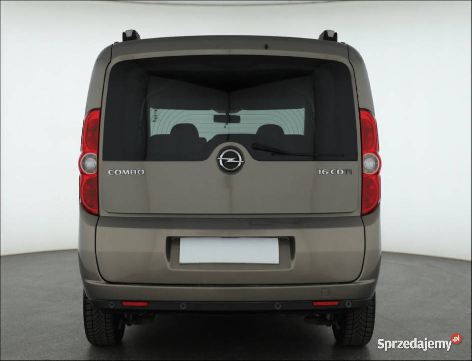 Opel Combo 16 CDTI centralny zamek Piaseczno sprzedam