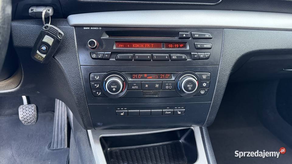 BMW 1 E87 20 diesel 143 2009 Xenon 3 drzwi wielkopolskie Konin