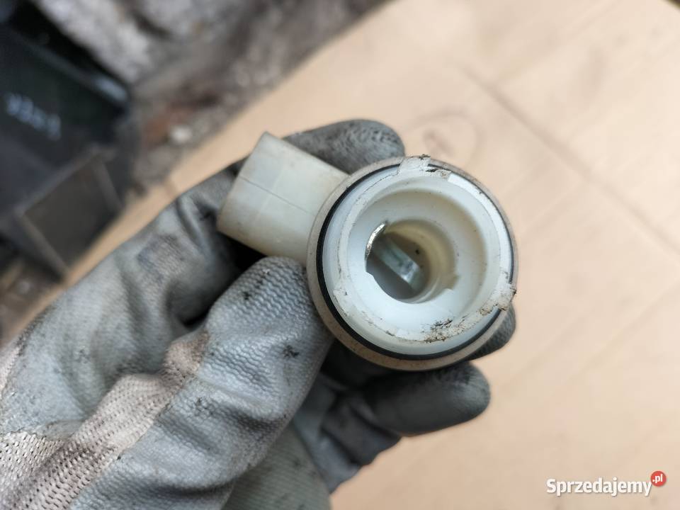 OPRAWKA ŻARÓWKI KIERUNKOWSKAZU AUDI A3 8L Pozostałe Kamień-Kolonia