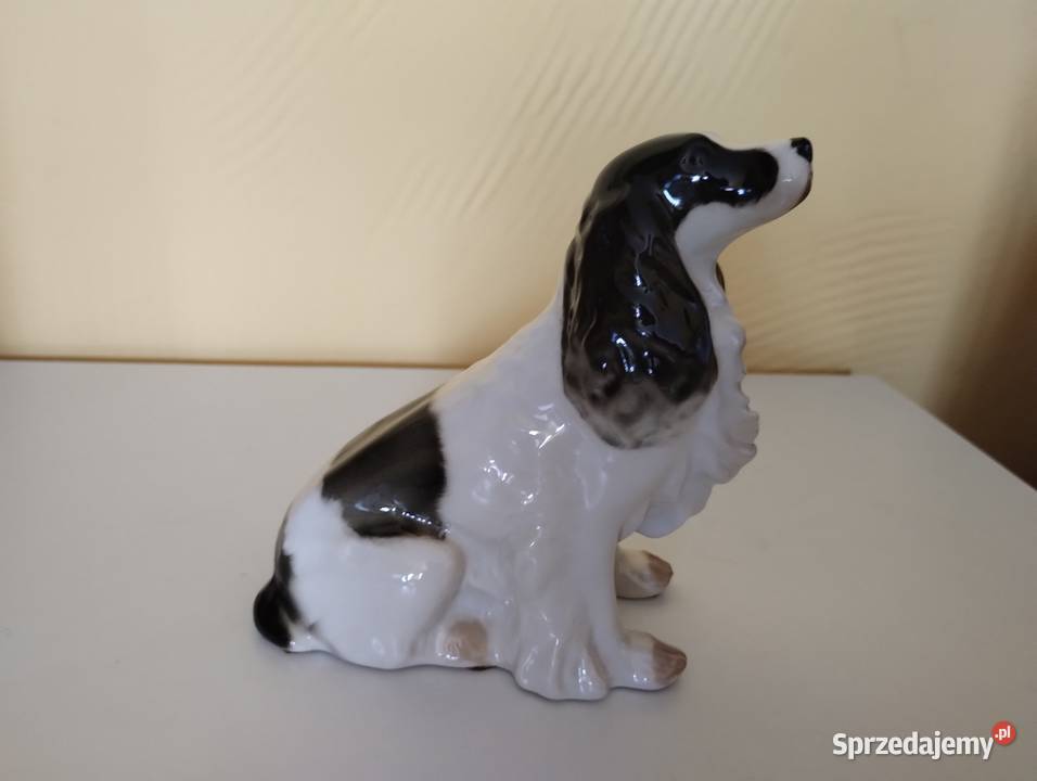 PRL figurka psa porcelana Łomonosow Łódź