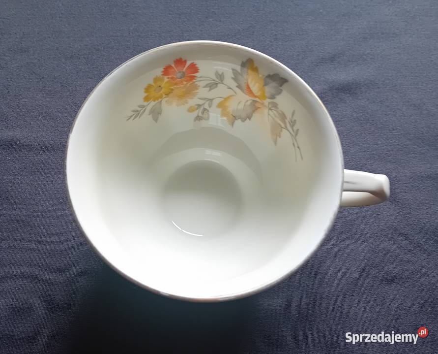 Filiżanka ecruKoenigszelt sygnatura z okresu Koźminek