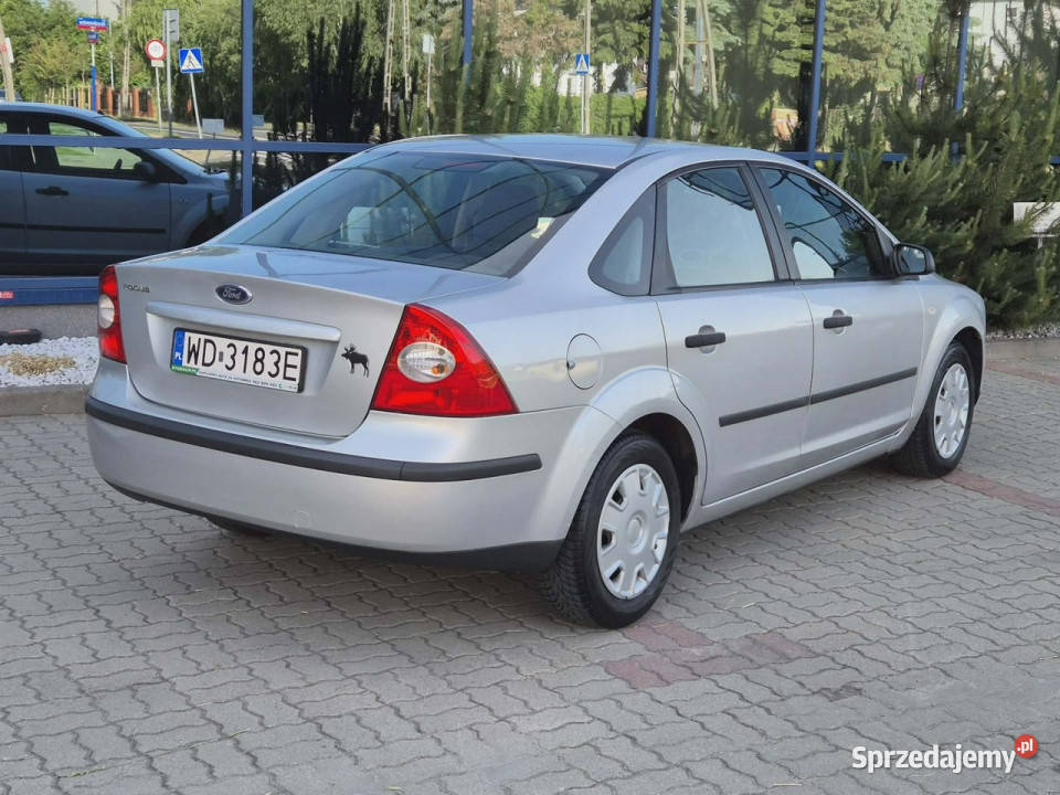 Ford Focus Automat sedan klimatyzacja b dobrze VAT marża Warszawa