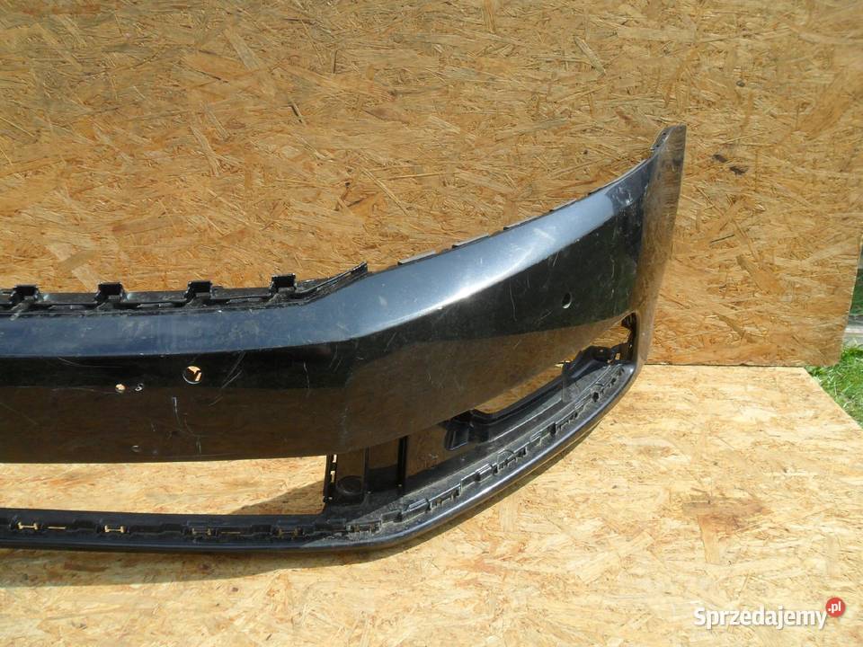 Zderzak przedni Volkswagen Passat B7 2010 Nowy Tomyśl