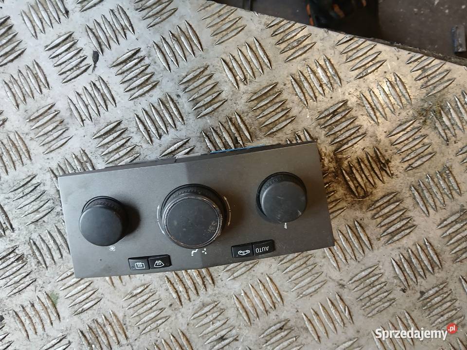 Panel nawiewu Opel Astra H Zafira B 13231053 Radłów