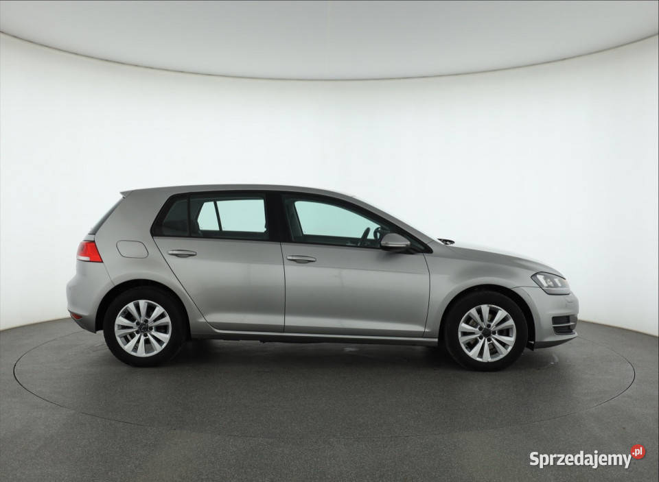 VW Golf 14 TSI nieuszkodzony Piaseczno sprzedam
