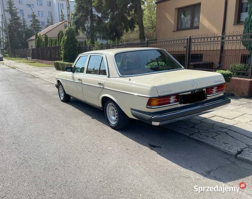Legenda Mercedes W123 300D Klasyk w Idealnym Rok produkcji 1978 mazowieckie