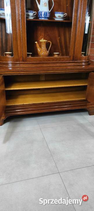 Ekskluzywna serwantka witryna dębowa Kredensy i witryny Łagów