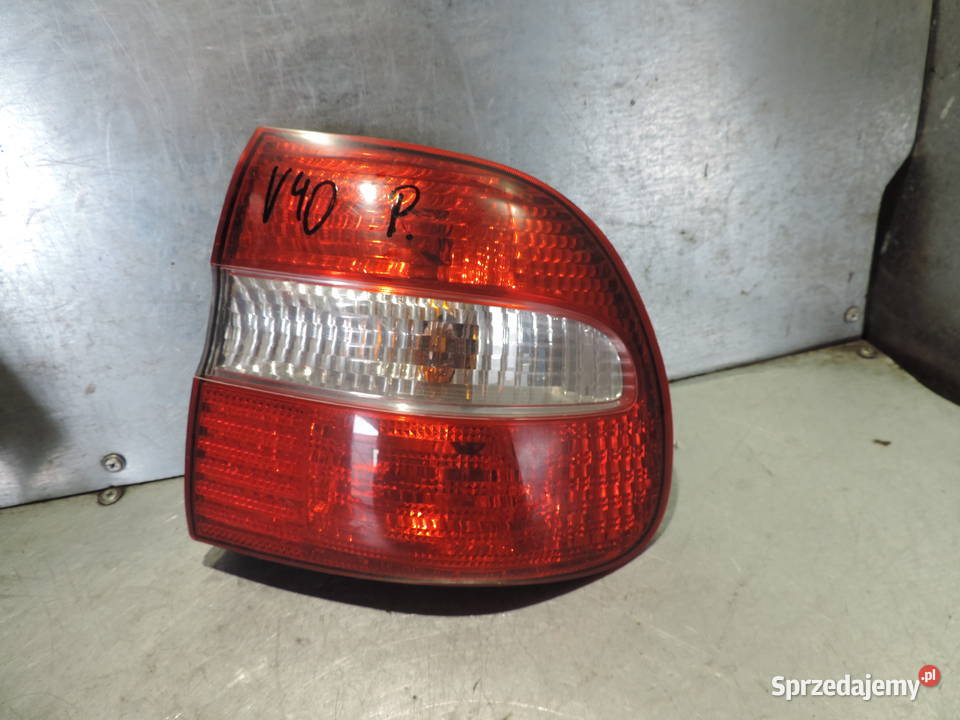 VOLVO V40 LIFT LAMPA TYŁ PRAWA Nowy Sącz