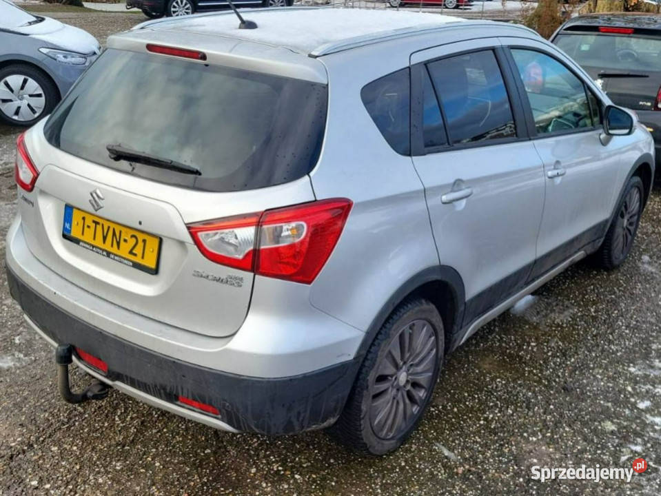 Suzuki SX4 SCross 16 benzyna 120 Podgrzewane światła do jazdy dziennej Lipówki
