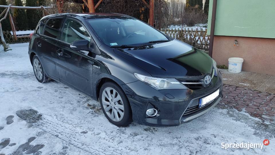 toyota auris 18 hybrid bogata wersja selection Chełm