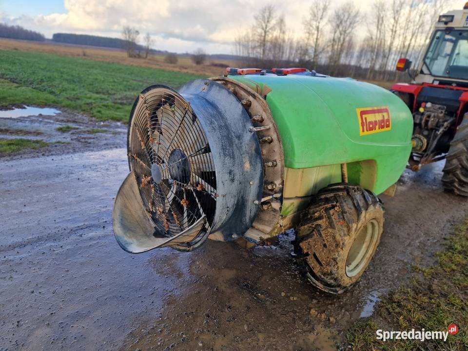 opryskiwacz sadowniczy Florida 1000litrów Arag łódzkie Zelów