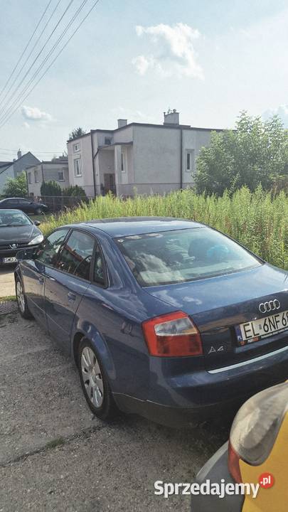 Audi A4 B6 18 Benzyna 2002 Uszkodzony silnik nie uszkodzony Łódź