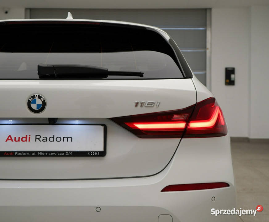 BMW 116 Sport Line Manual LED Live Cockpit nieuszkodzony Kielce