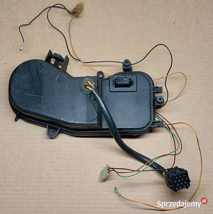 ZAŚLEPKA DEKIEL LAMPY PRZÓD LEWA FORD MONDEO MK3 Mielęcin sprzedam