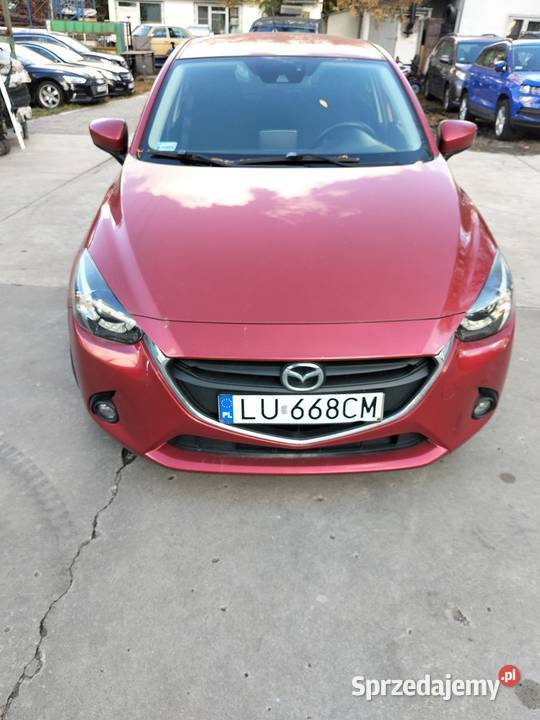 Mazda 2 z 2015 roku