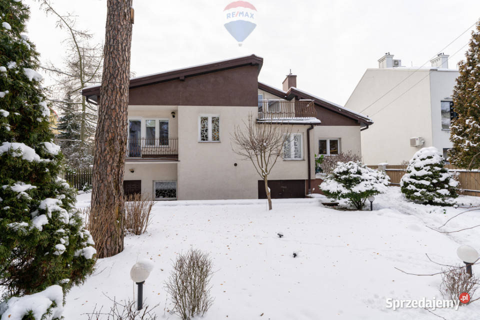 DWA DOMY Z WIELKIM POTENCJAŁEM W UROKLIWYM Otwock