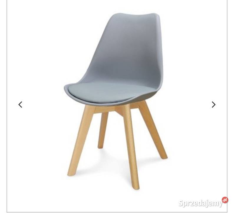 Krzesło szare z poduszką drewniana podstawa