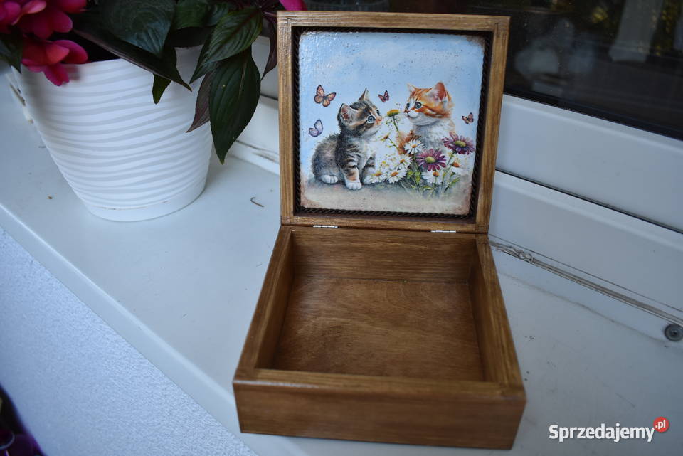 Szkatułka pudełko rekodzieło decoupage