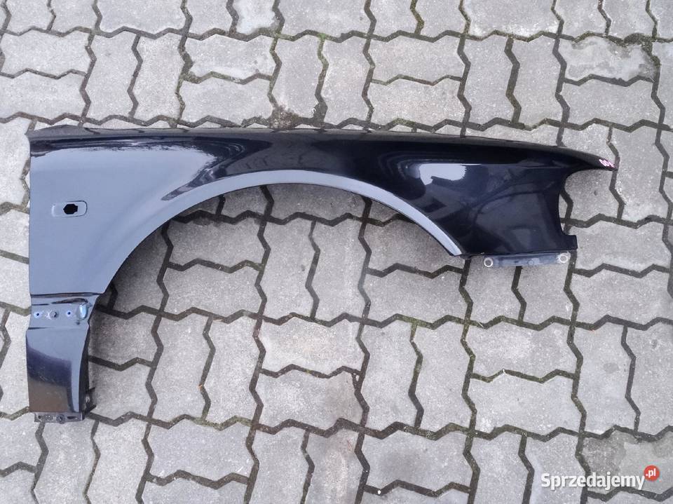 AUDI A8 D2 9902 BLOTNIK PRAWY PRZOD PRZEDNI Przemęt