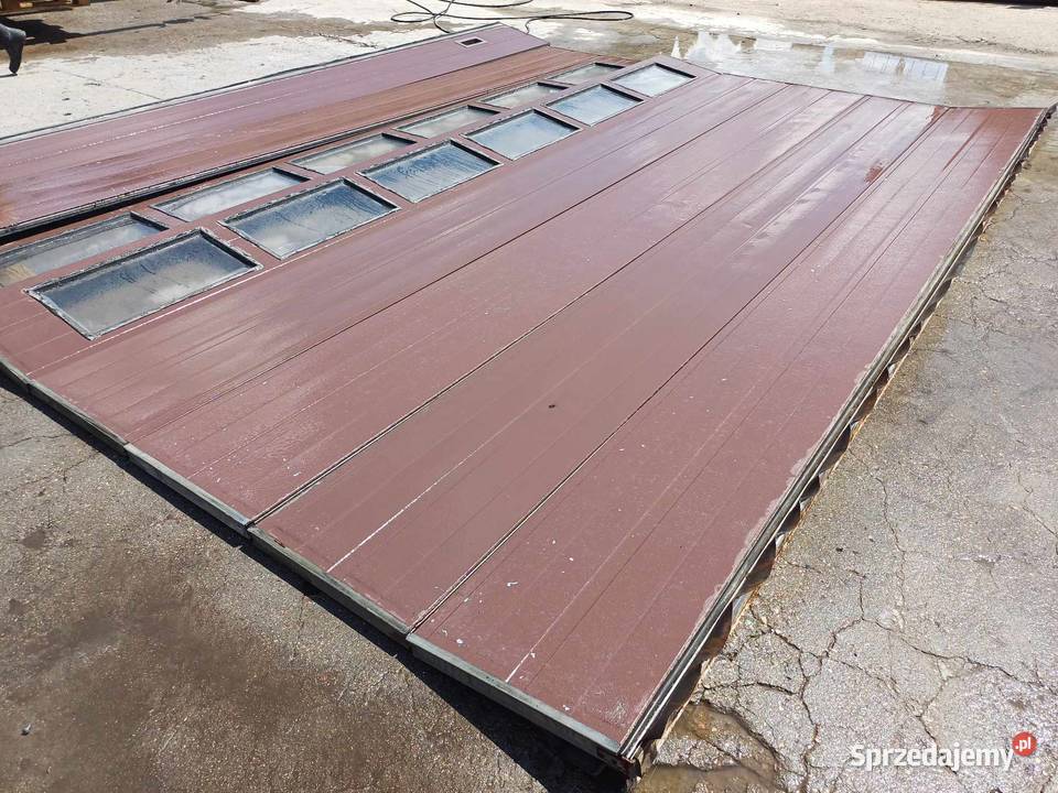 Drzwi segmentowe brama 5x4 z przeszkleniem Wrocki