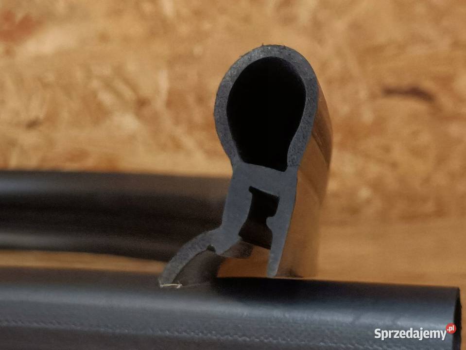 RENAULT TWINGO III USZCZELKA GUMA MASKI osobowe Pleszew sprzedam