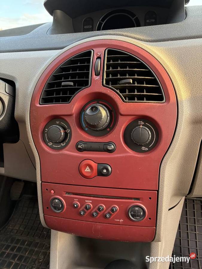 Sprzedam Renault Modus 12 75 z 2005 roku Podskwarne