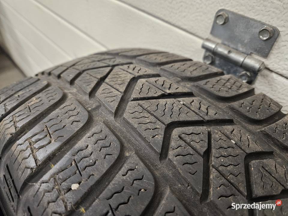 2 21560 R16 99H Pirelli Sotto Zero 3 2017r 520mm Katowice