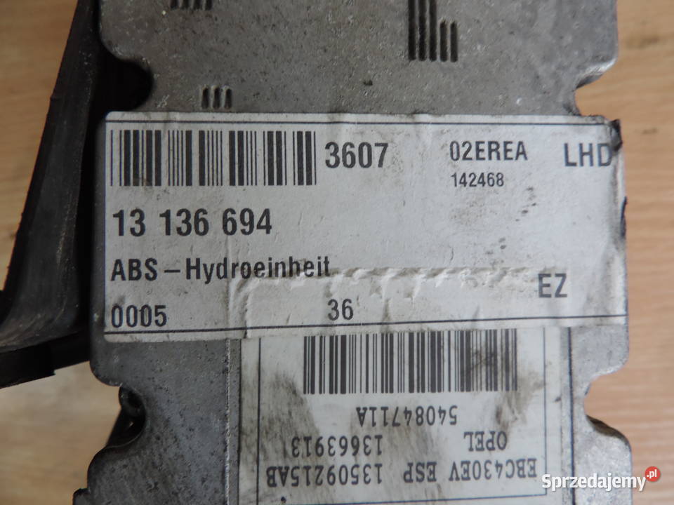 Opel Vectra C 22 DTI pompa ABS 13663913