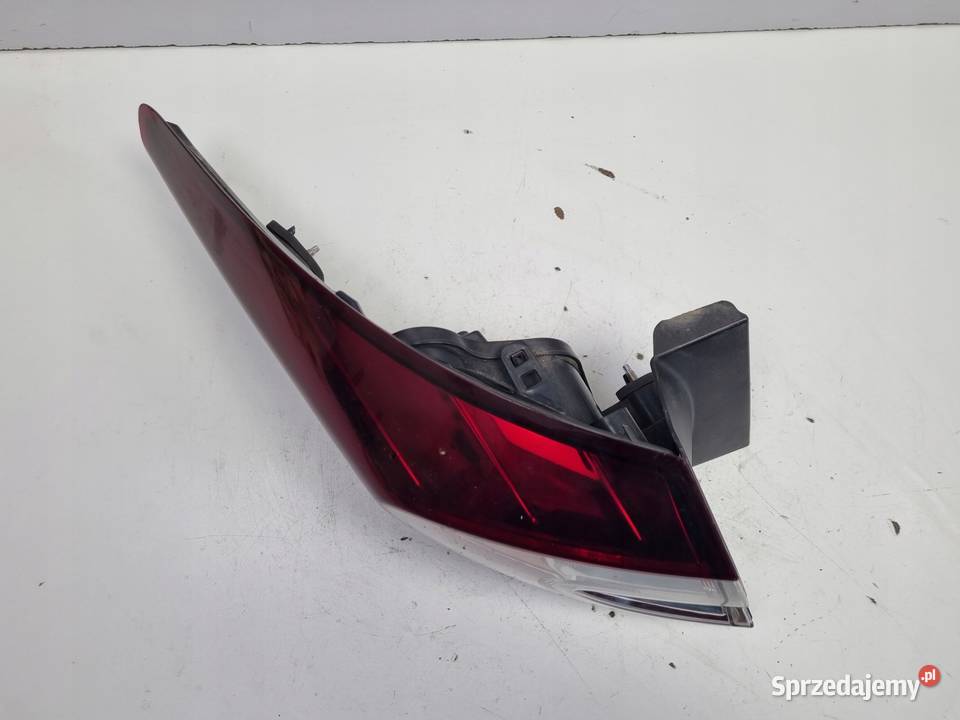 Renault Megane III kombi TYLNIA TYLNA LAMPA LEWA