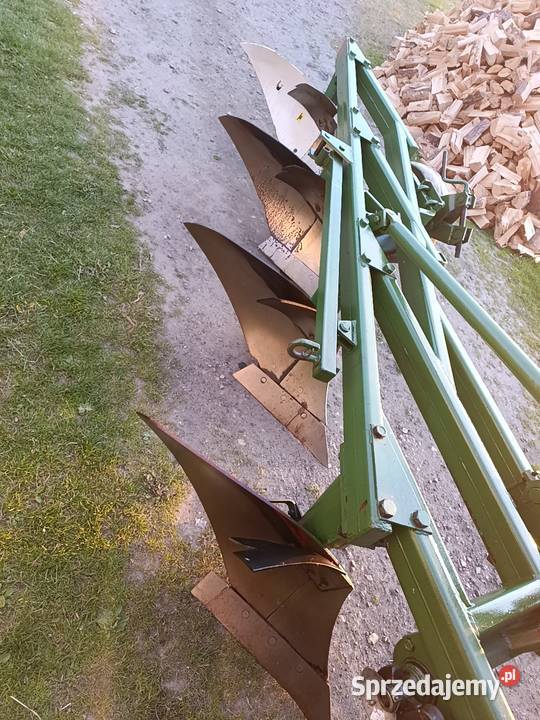Pług Grudziądz 4 skibowy