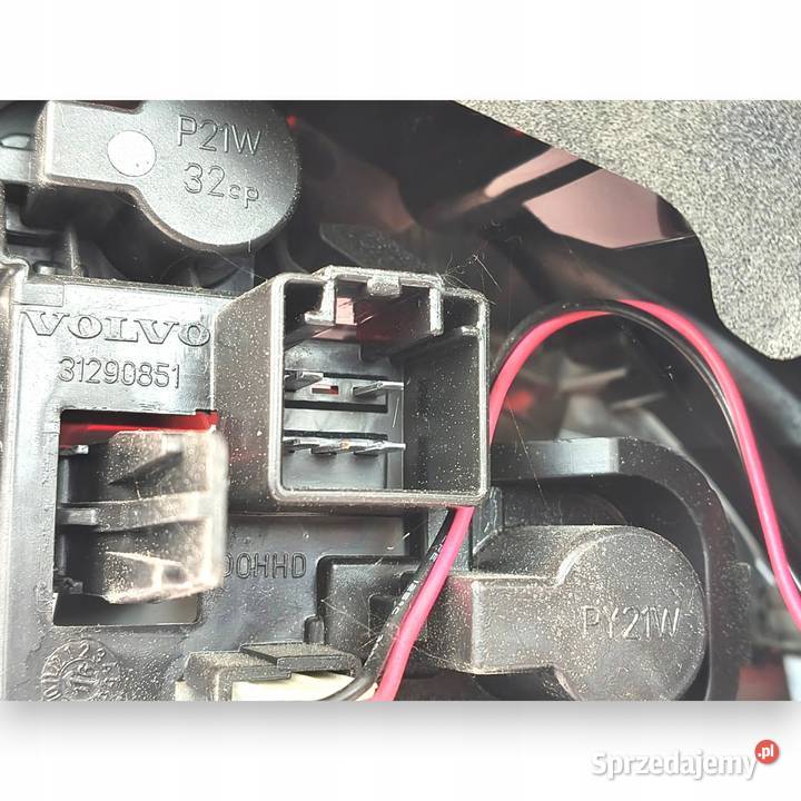 LAMPA LEWA Volvo V40 II 20122019 tylna tylnia Chełm