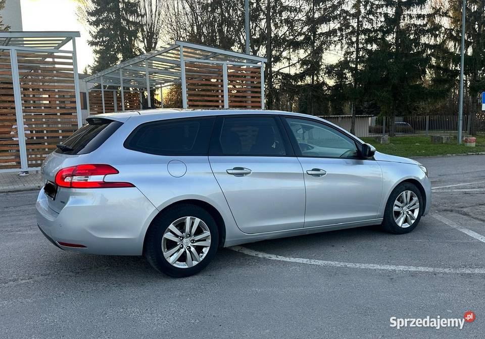 Sprzedam Peugeot 308T9 16 BlueHDi 120 srebrny Ostrowiec Świętokrzyski sprzedam