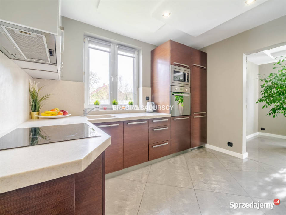 Dom wolnostojący Czernichów Ogrodowa 1519m2