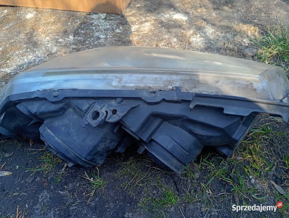 Lampy przód Megan 2 lift Radzyń Podlaski