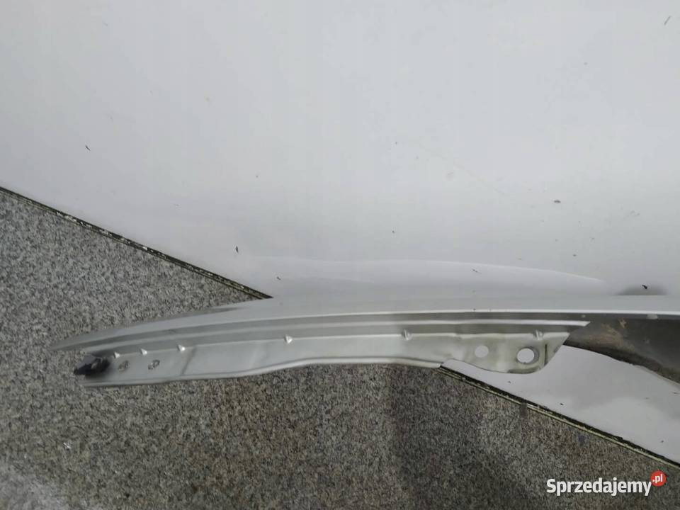 BŁOTNIK PRAWY PRZÓD Toyota Auris I 20062012