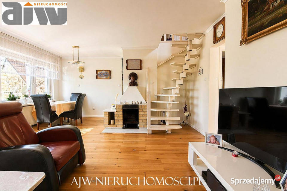 Dom wolnostojący Laski 390m2 1250m2